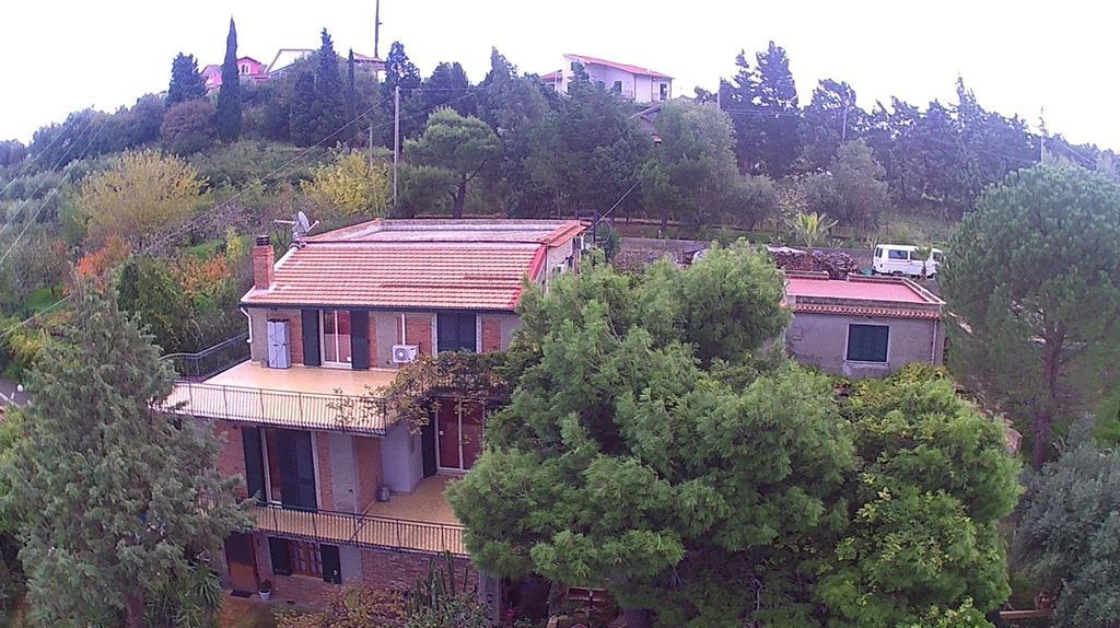 B&B Villa Zia Febronia Патти Экстерьер фото
